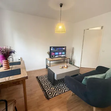 Le Petit Nid Merignacais Apartment